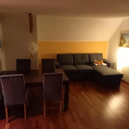 Zum Malerweg Apartamento *