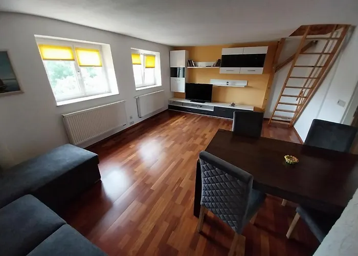 Zum Malerweg شقة بيرنا